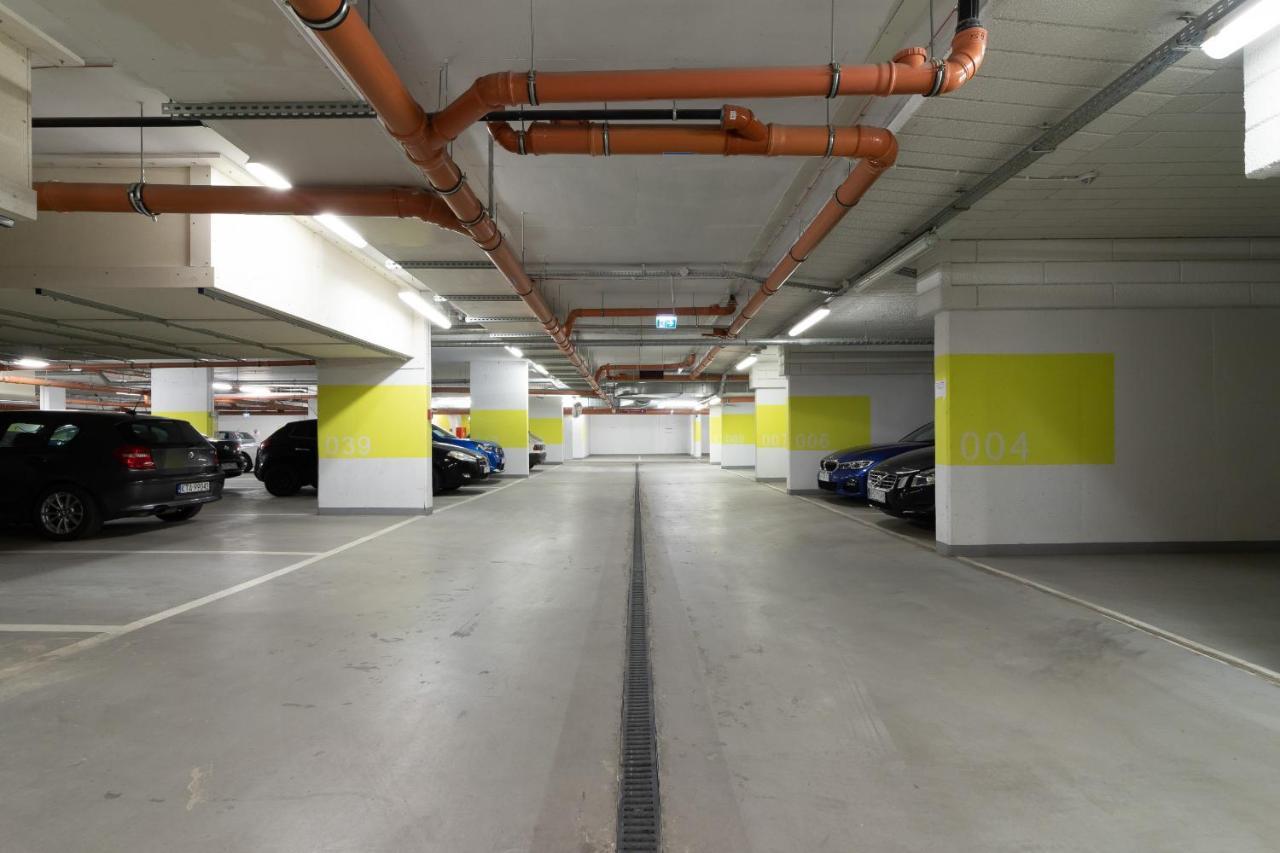 City Centre & Modern Quiet Apartment With Parking By Renters Prestige كراكوفيا المظهر الخارجي الصورة